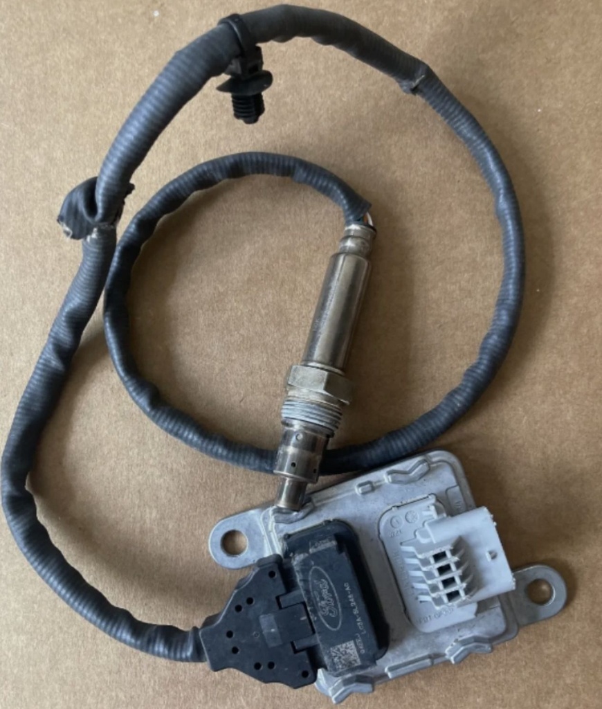 [WXD0855] Nitrogen Oxygen Sensor for Ford JK21-5L248-AG SNS737A