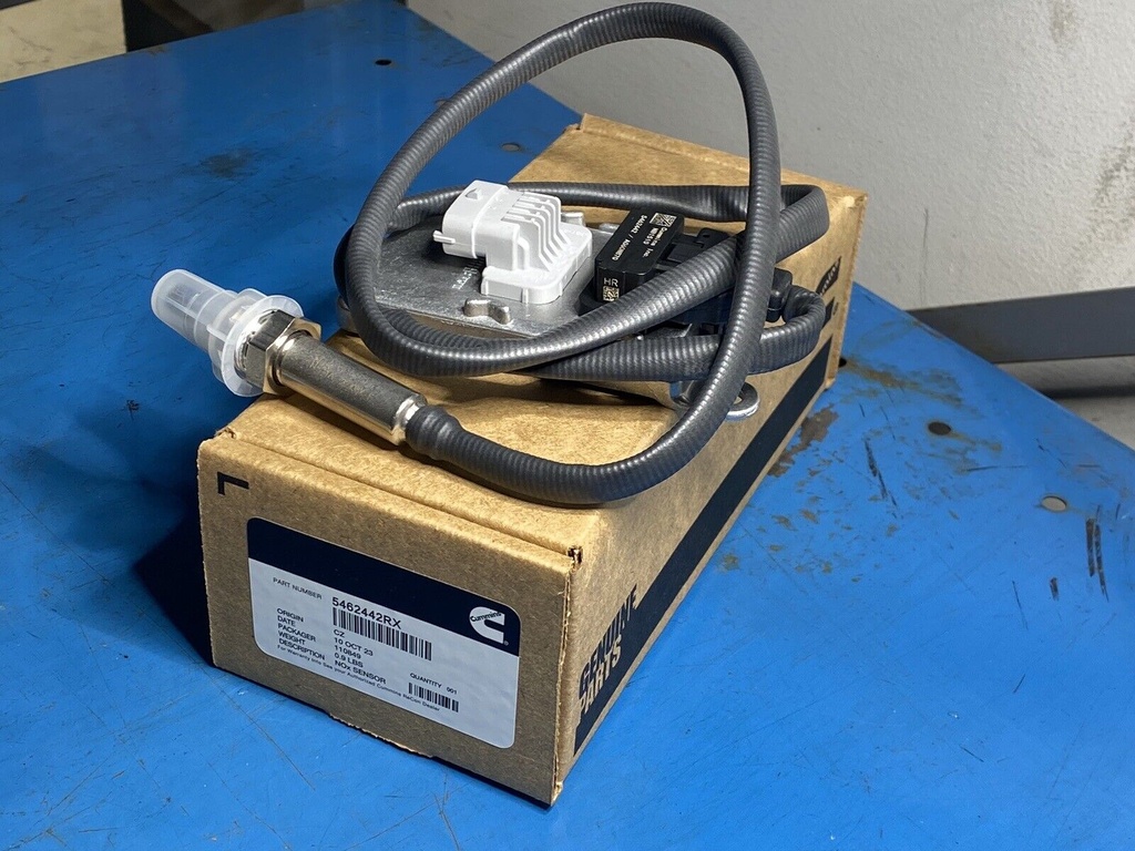 Nitrogen Oxygen Sensor For CUMMINS 5462442RX 5462442 SNS0938A