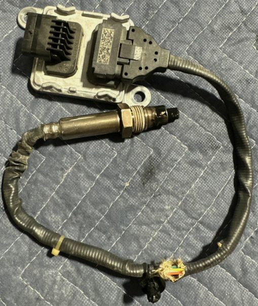 Nitrogen Oxygen Sensor For GM 55512780  55589456, 855579, 55499100, 55495342, 55488276, 55495340, 55500321, 55487269 SNS418B SNS418C