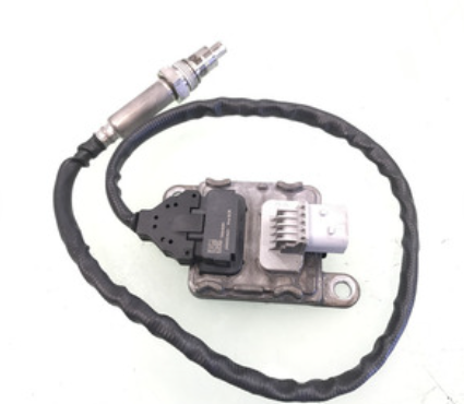 Nitrogen Oxygen Sensor For RENAULT 7424000421 24000421 SNS3261A