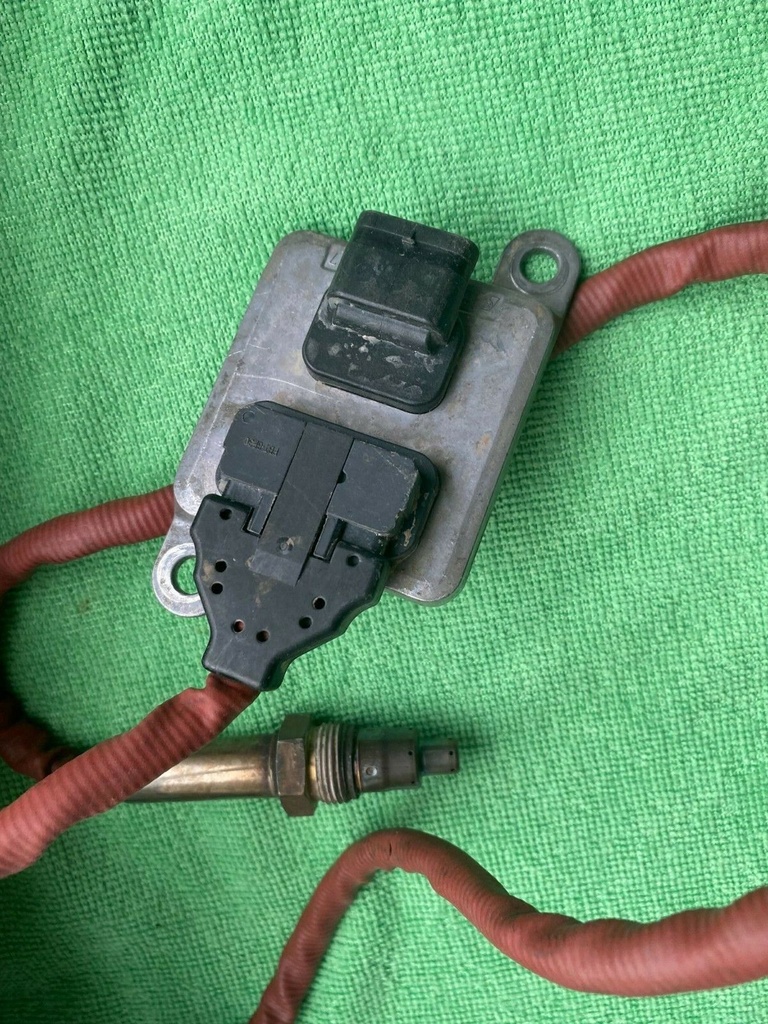 Nitrogen Oxygen Sensor for BMW 858984601 13628589846 13628509721 13628518791 5WK9 6699C