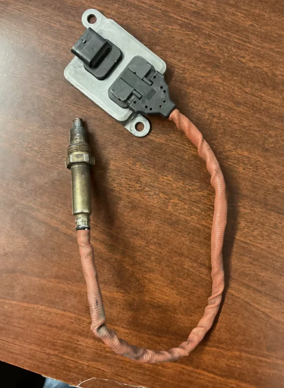 Nitrogen Oxygen Sensor for BMW 858984401   13628589844 5WK9 6697C