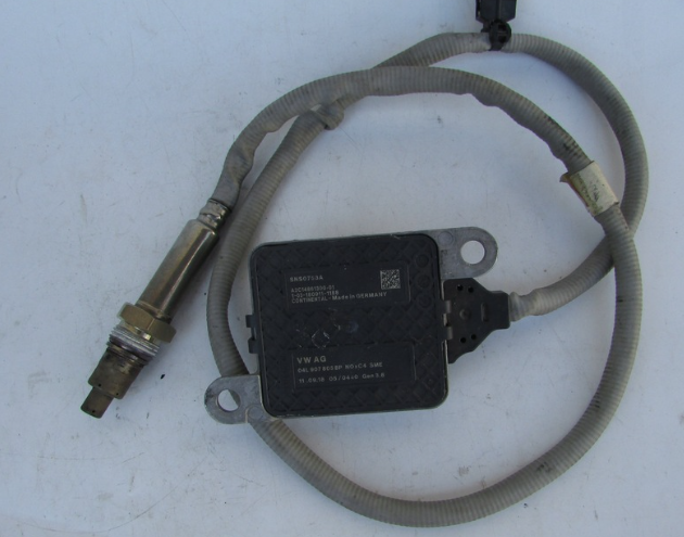 Nitrogen Oxygen Sensor for VW 04L907805BQ SNS752C