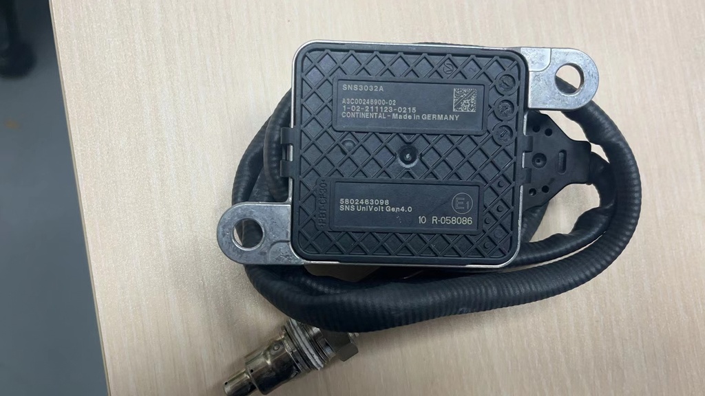 Nitrogen Oxygen Sensor for IVECO 58022463098 SNS3032A